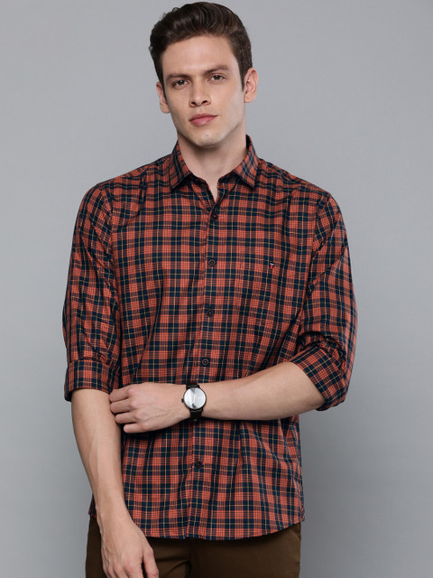 

Louis Philippe Sport Men Orange & Navy Blue Slim Fit Checked Casual Shirt