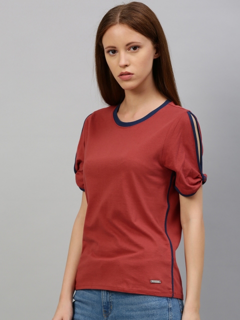 

Roadster Women Rust Red Solid Round Neck Pure Cotton T-shirt with Cut Out Detail