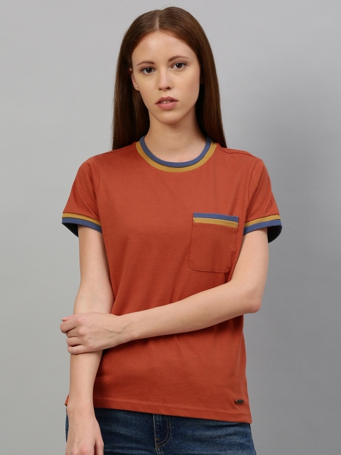 

Roadster Women Rust Red Solid Round Neck T-shirt With Pocket Detail