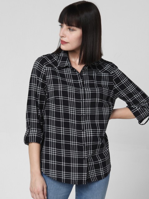 

Vero Moda Women Black & White Slim Fit Checked Casual Shirt
