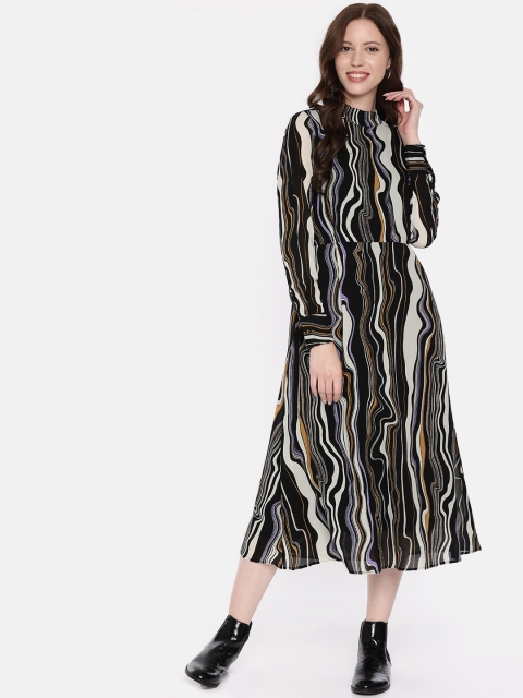 

Vero Moda Women Black Printed Fit and Flare Dress