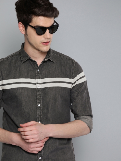 

HERE&NOW Men Grey Slim Fit Solid Casual Shirt With Striped Detail
