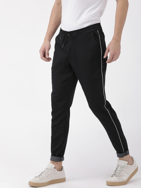 

Denizen From Levis Men Black Regular Fit Solid Regular Trousers with Side Stripes