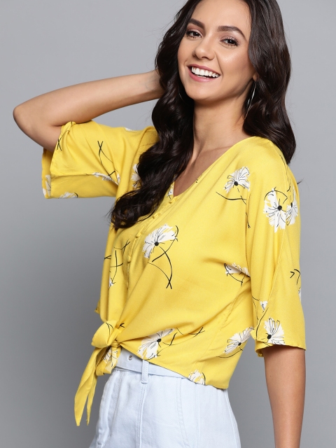 

Mast & Harbour Women Mustard Yellow & White Printed Boxy Top