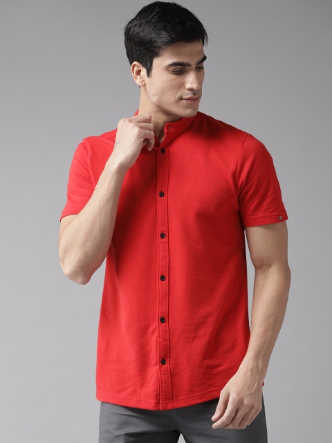 

Hubberholme Men Red Regular Fit Solid Casual Shirt