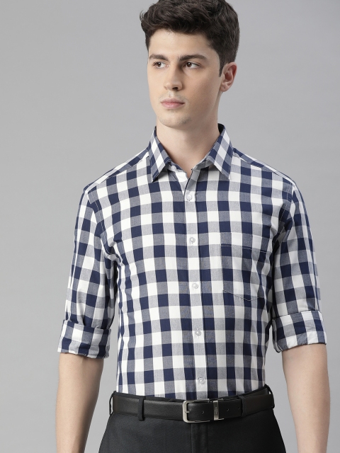 

IVOC Men White & Navy Blue Slim Fit Checked Formal Shirt
