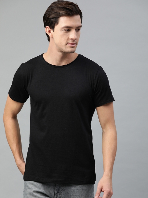 

Kryptic Men Black Solid Raw Edge Finish Round Neck T-shirt