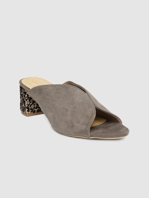 Women Taupe Solid Sandals