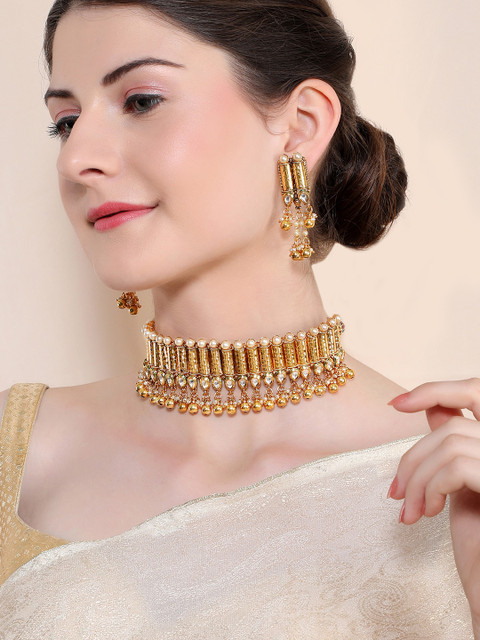 

Rubans Gold-Plated & Cream-Coloured Beads & Kundan Studded Handcrafted Jewellery Set