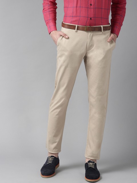 

Blackberrys Men Beige Sharp-Regular Fit Printed Formal Trousers