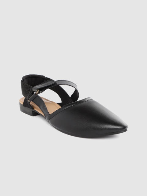 

Roadster Women Black Solid Flats