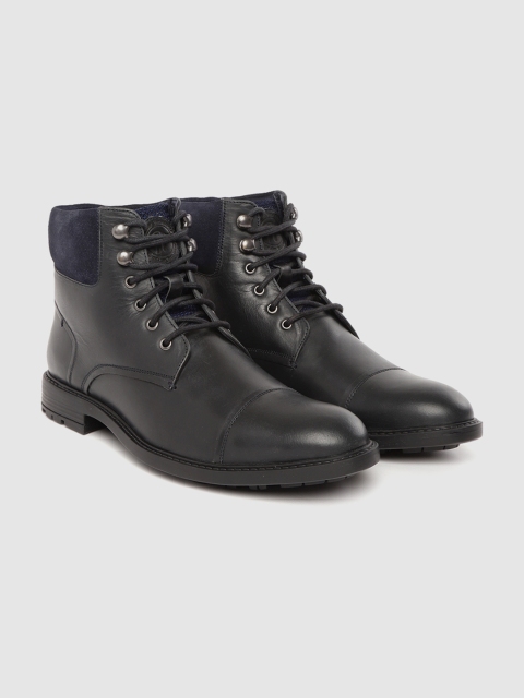 

Roadster Men Black Solid Mid-Top Flat Boots