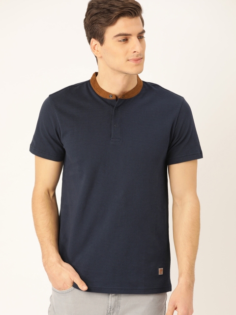 

United Colors of Benetton Men Navy Blue Self Design T-shirt
