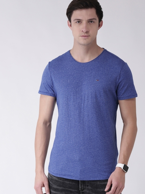 

Tommy Hilfiger Men Blue Solid Round Neck T-shirt