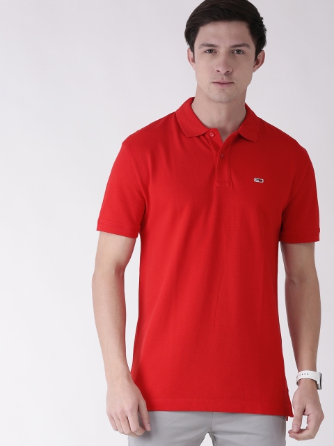 

Tommy Hilfiger Men Red Solid Polo Collar T-shirt