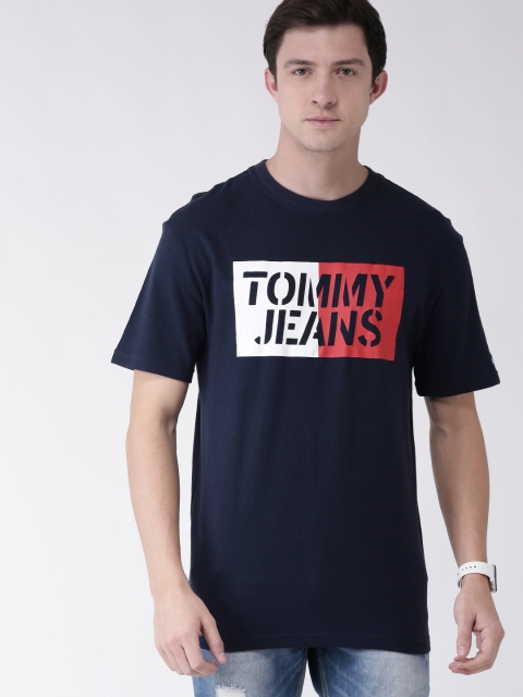 

Tommy Hilfiger Men Navy Blue Printed Round Neck T-shirt