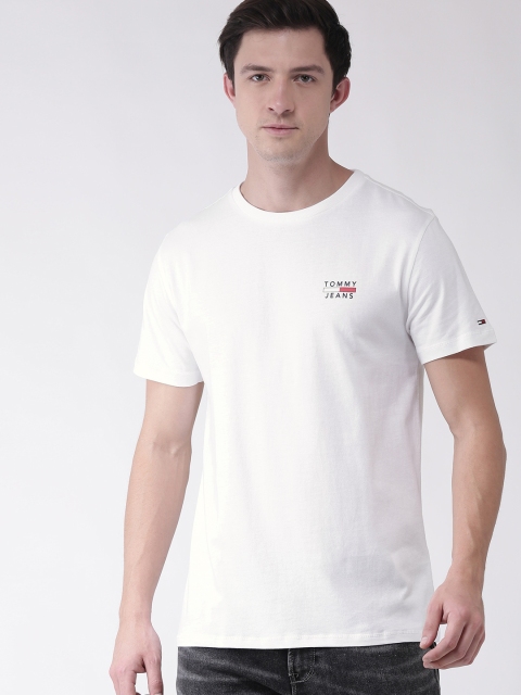 

Tommy Hilfiger Men White Solid Round Neck T-shirt