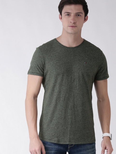 

Tommy Hilfiger Men Olive Green Slim Fit Solid Round Neck T-shirt