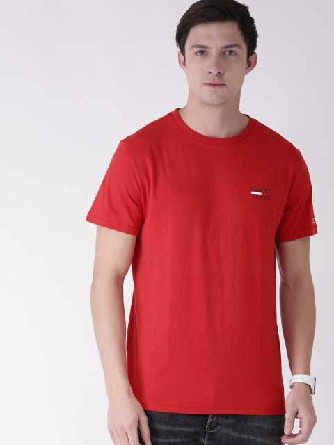 

Tommy Hilfiger Men Red Solid Round Neck T-shirt With Print Detail