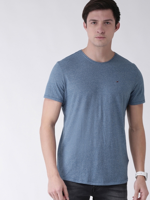 

Tommy Hilfiger Men Blue Solid Round Neck T-shirt