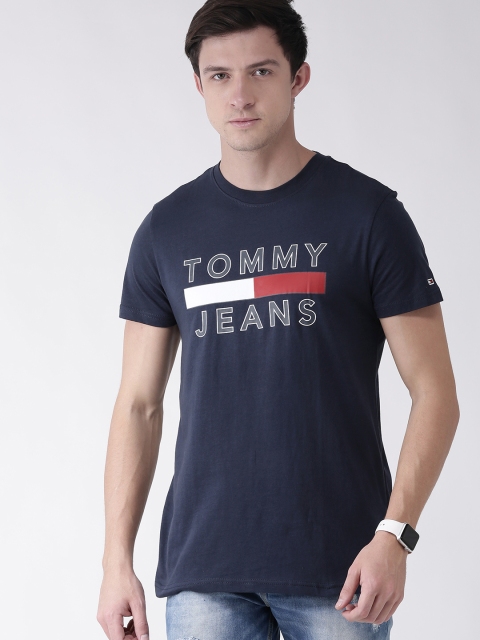 

Tommy Hilfiger Men Navy Blue Slim Fit Printed Round Neck Pure Cotton T-shirt