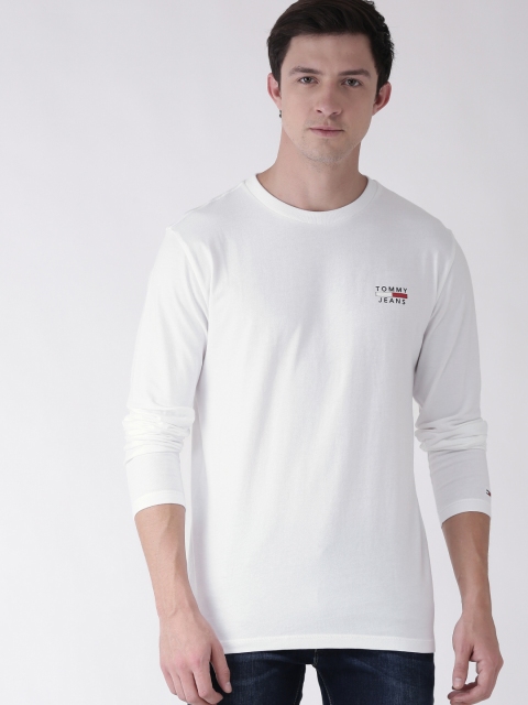 

Tommy Hilfiger Men White Solid Round Neck T-shirt