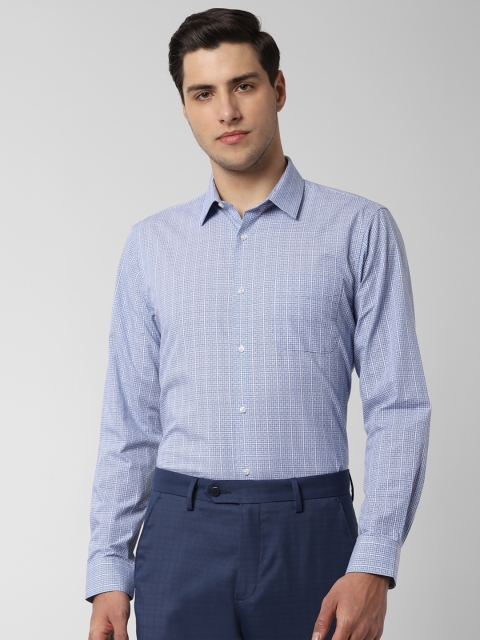 

Peter England Men Blue Regular Fit Checked Formal Shirt