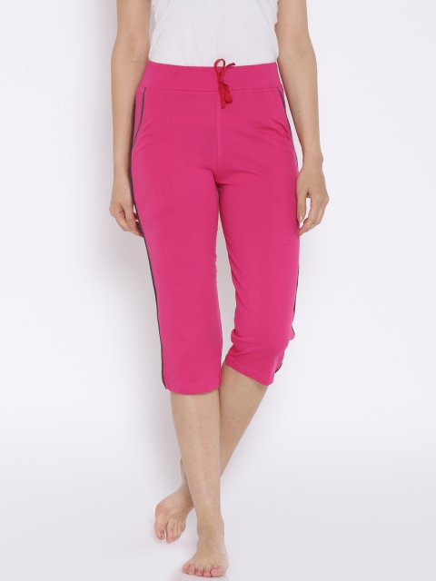 

Red Rose Pink Lounge Capris T005