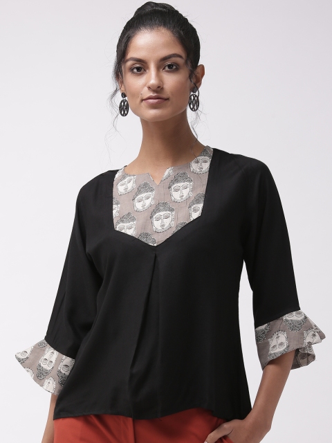 

InWeave Women Black & Grey Solid Top