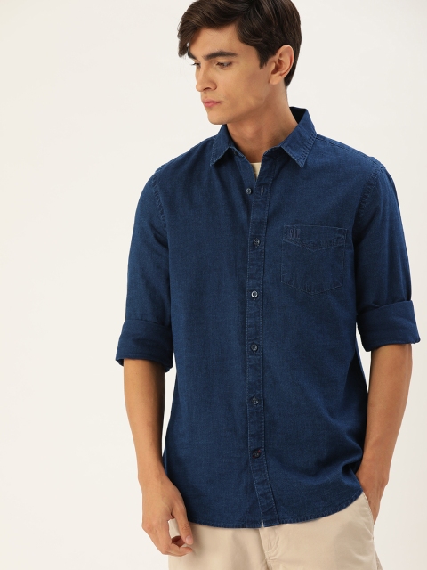 

GAP Men Blue Slim Fit Solid Casual Shirt