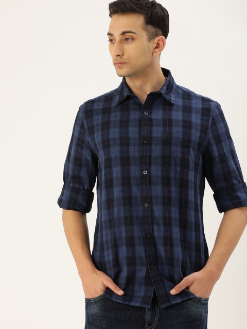 

GAP Men Blue & Black Slim Fit Checked Casual Shirt