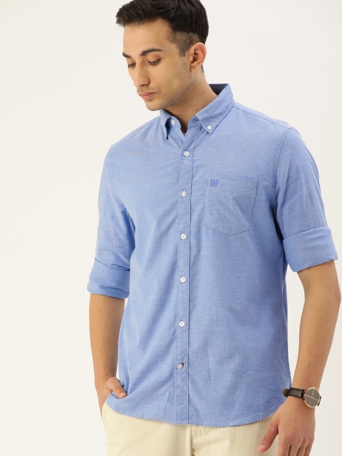 

GAP Men Blue Regular Fit Solid Casual Shirt