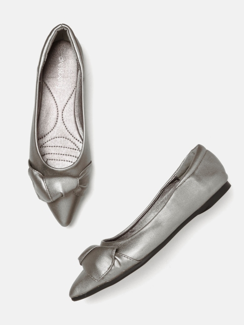 

DressBerry Women Gunmetal-Toned Solid Ballerinas, Metallic