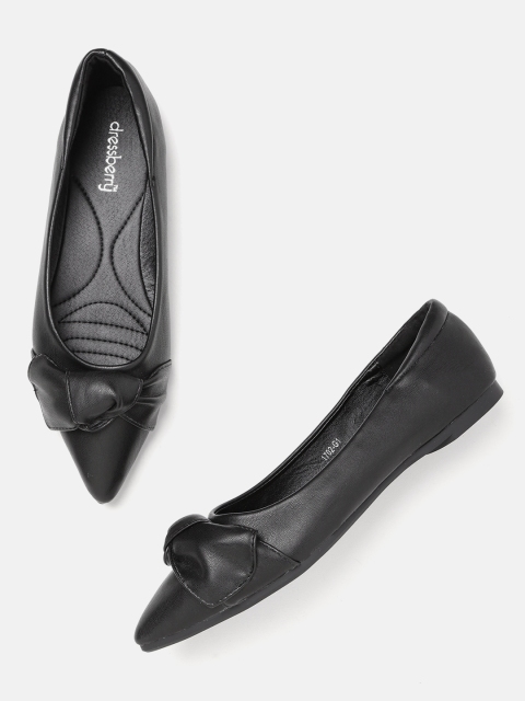 

DressBerry Women Black Solid Ballerinas