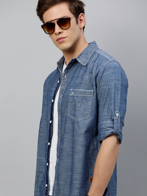 

Roadster Men Blue Regular Fit Solid Chambray Casual Shirt