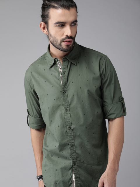 

Roadster Men Olive Green & Black Regular Fit Printed Casual Shirt