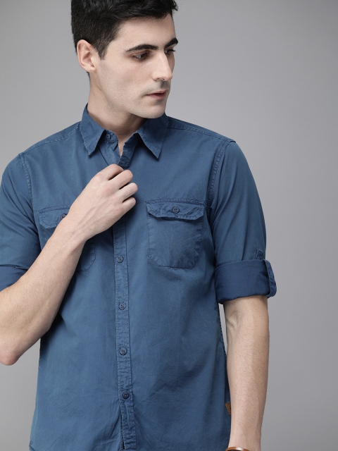 

Roadster Men Blue Regular Fit Solid Casual Shirt