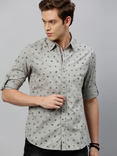 

Roadster Men Grey Regular Fit Printed Casual Shirt