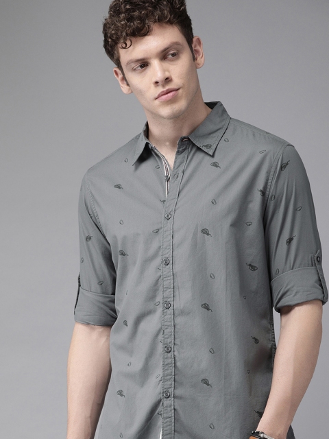 

Roadster Men Grey & Black Regular Fit Printed Casual Shirt