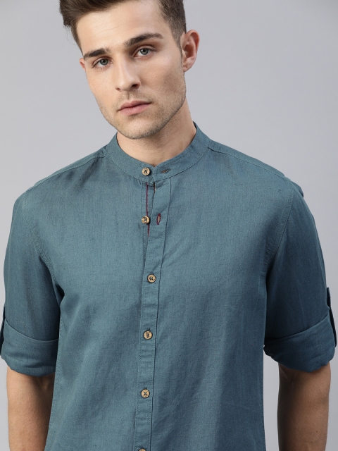 

Roadster Men Blue Regular Fit Solid Casual Shirt