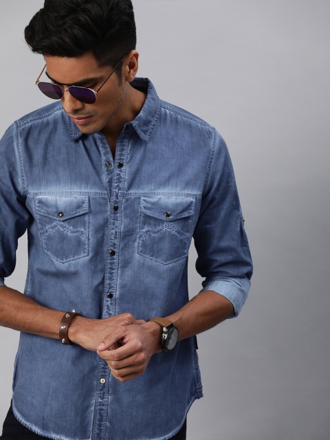 

Roadster Men Blue Regular Fit Faded Casual Chambray Shirt