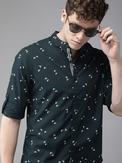 

Roadster Men Navy Blue& White Regular Fit Printed Casual Shirt
