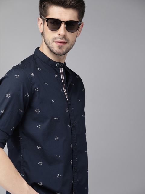 

Roadster Men Navy Blue & White Regular Fit Printed Casual Shirt