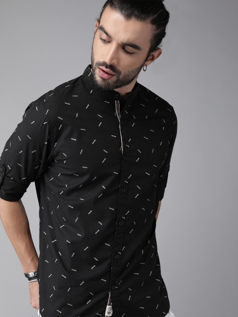

Roadster Men Black & Grey Regular Fit Printed Casual Shirt
