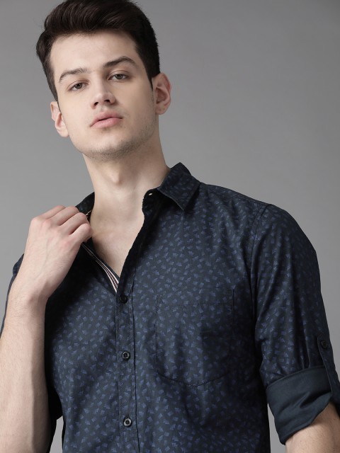 

Roadster Men Navy Blue Regular Fit Printed Casual Shirt