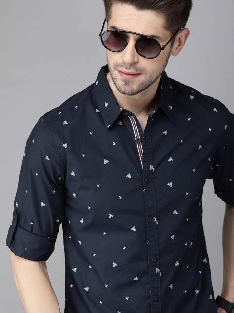 

Roadster Men Navy Blue & White Regular Fit Printed Casual Shirt