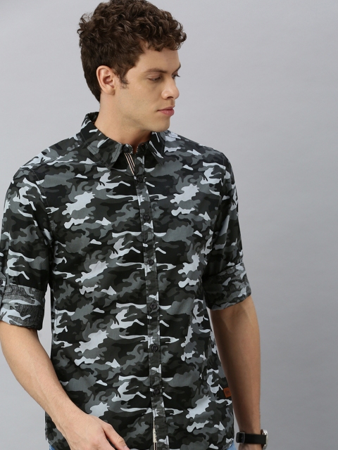 

Roadster Men Black & White Regular Fit Camouflage Printed Casual Shirt