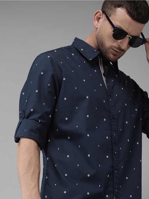

Roadster Men Navy Blue Printed Regular Fit Casual Shirt