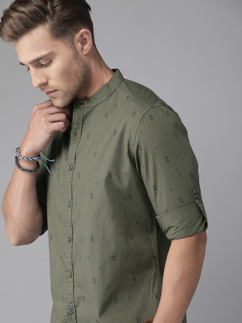 

Roadster Men Olive Green & Black Regular Fit Printed Casual Shirt