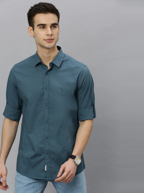 

Roadster Men Teal Green Slim Fit Solid Casual Shirt